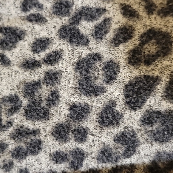 2 piece tunic sweater set - Picture 5 of 5